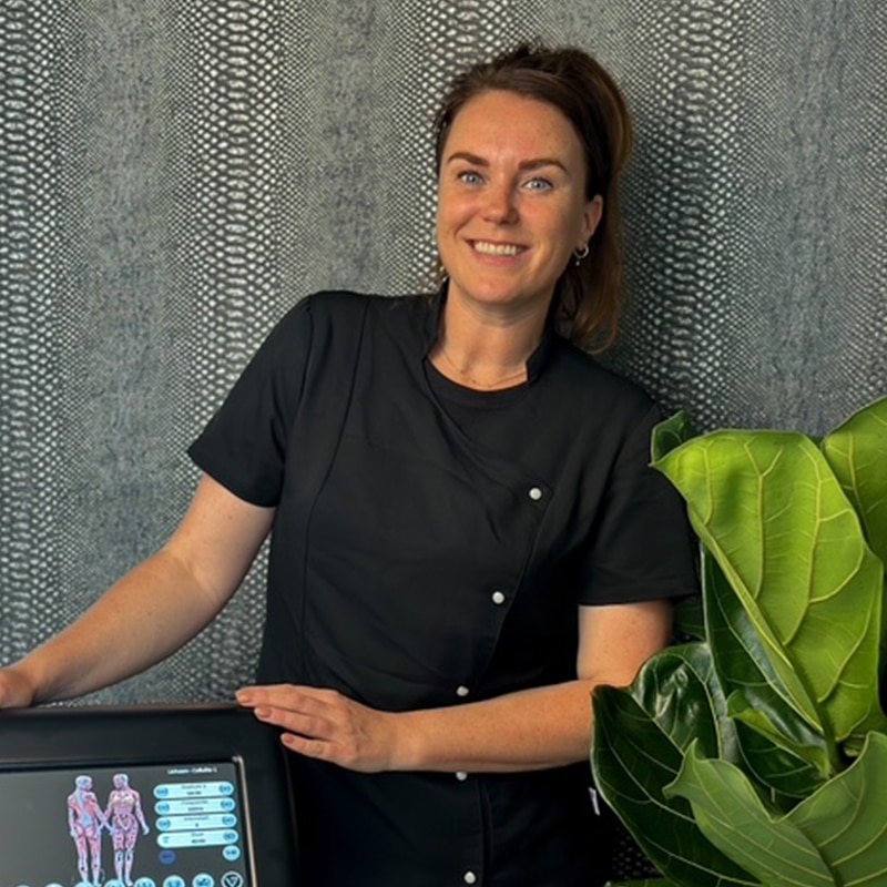 Kim van Zijl, Strak Institute Hoofddorp